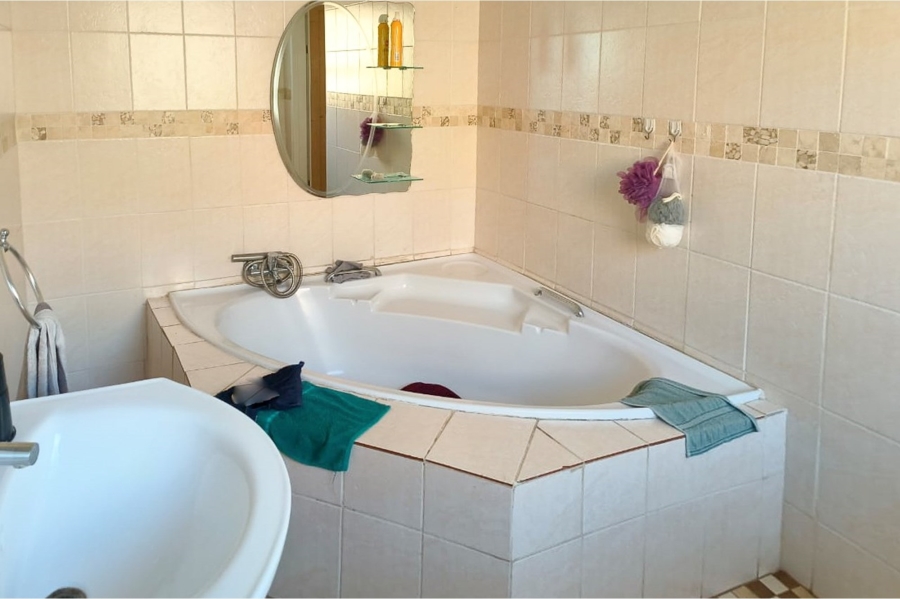 3 Bedroom Property for Sale in Jouberton North West
